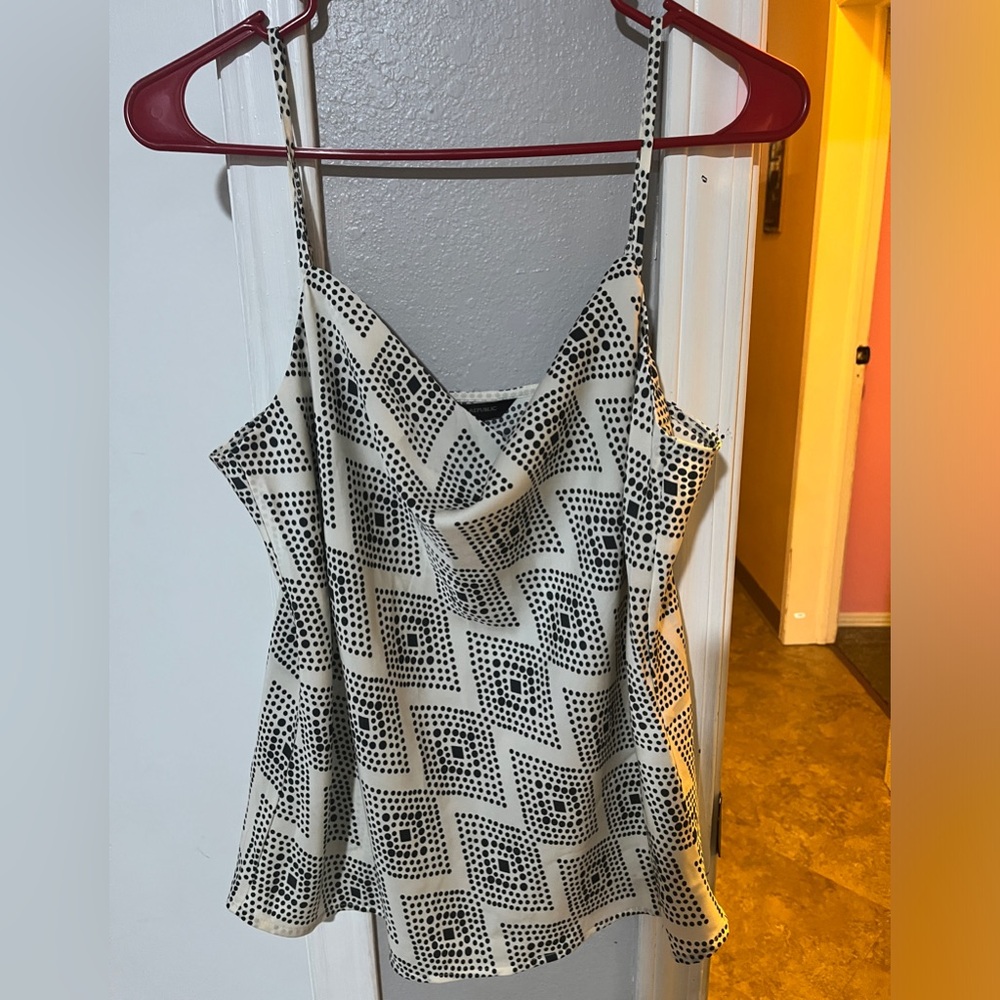 LIKE NEW banana republic cami